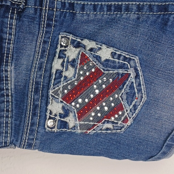 WALL FLOWER Patriotic Blingy Rhinestone Stars & Stripes Jean Shorts SZ - Picture 5 of 14
